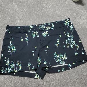 a.n.a size 8 Twill Shorts